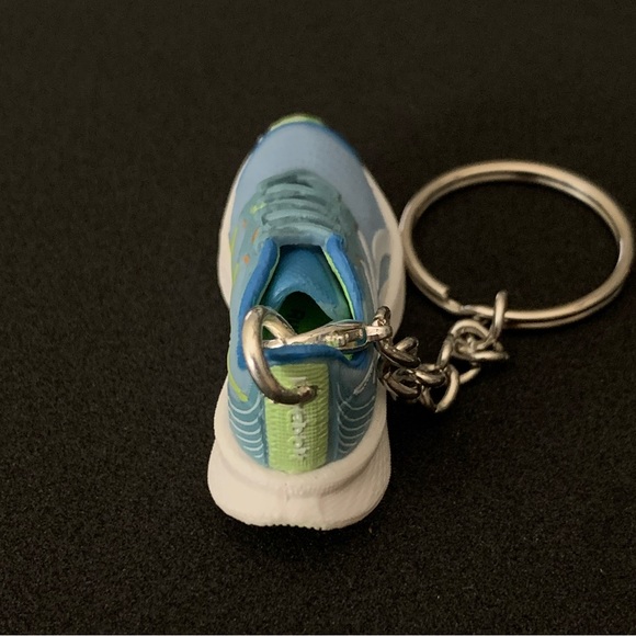 Reebok Floatride Energy 5 Sneaker Keychains - Available Left & Right - Picture 6 of 10